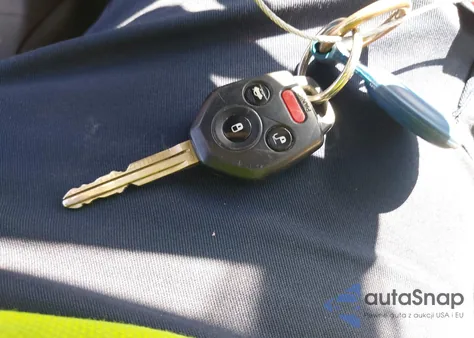 2016 Subaru Legacy 2.5I Premium z USA, uszkodzony, nr VIN 4S3BNBC6XG3031190